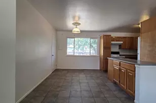103 Deauville Ln, Pueblo, CO 81005 - Photo 5