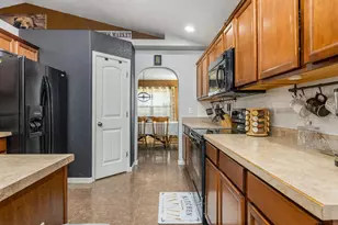 1140 W Shenandoah Dr, Pueblo West, CO 81007 - Photo 5