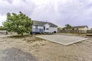 686 N Mancos Dr, Pueblo West, CO 81008 - Photo 37