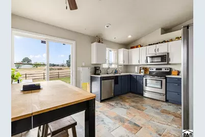 5076 Fort Crockett Ave, Colorado City, CO 81019 - Photo 5