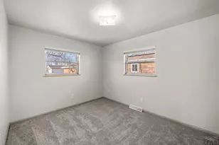 943 Bragdon Ave, Pueblo, CO 81004 - Photo 9