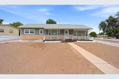 1601 Englewood Dr, Pueblo, CO 81005 - Photo 1