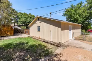 83 Dick Trefz St, Pueblo, CO 81001 - Photo 25