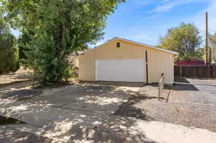 83 Dick Trefz St, Pueblo, CO 81001 - Photo 29