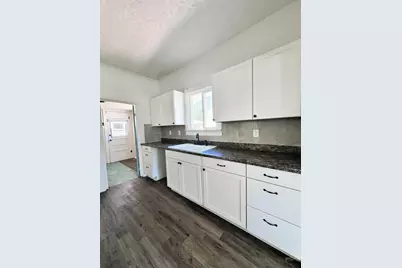 305 Quincy St, Pueblo, CO 81004 - Photo 7