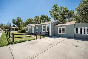 2102 W 29th St, Pueblo, CO 81008 - Photo 3