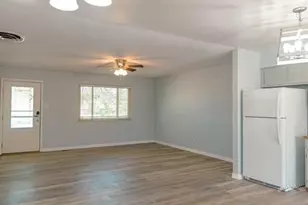 556 Pear St, Pueblo, CO 81005 - Photo 11