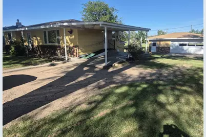 423 Elm, La Junta, CO 81050 - Photo 1