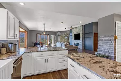 19760 Highway 160, Walsenburg, CO 81089 - Photo 17