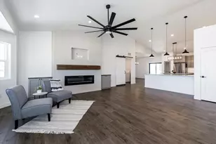 307 N Lyons Dr, Pueblo, CO 81007 - Photo 3