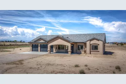 307 N Lyons Dr, Pueblo, CO 81007 - Photo 1