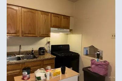 218 Lewis Ave, La Junta, CO 81050 - Photo 5