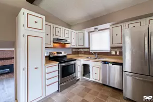 37 Belvista Ct, Pueblo, CO 81001 - Photo 5