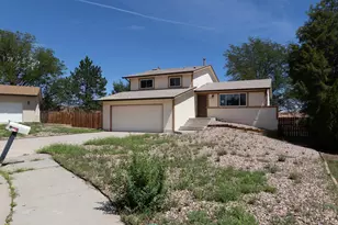 37 Belvista Ct, Pueblo, CO 81001 - Photo 1