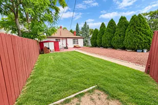 820 E 7th St, Pueblo, CO 81001 - Photo 9