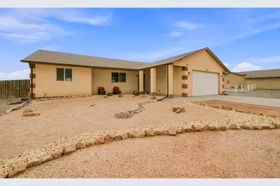 489 N Escondido Dr, Pueblo West, CO 81007 - Photo 1