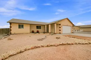 489 N Escondido Dr, Pueblo West, CO 81007 - Photo 1