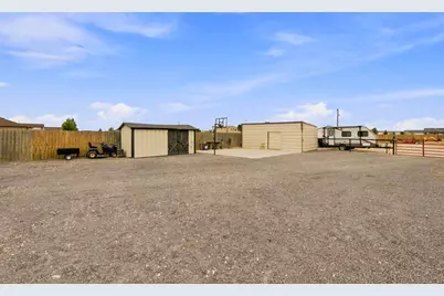 489 N Escondido Dr, Pueblo West, CO 81007 - Photo 29