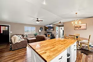 489 N Escondido Dr, Pueblo West, CO 81007 - Photo 11