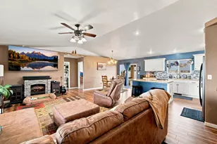 489 N Escondido Dr, Pueblo West, CO 81007 - Photo 5