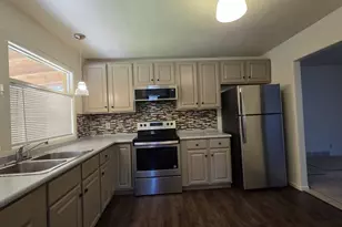 26 Caledonia Rd, Pueblo, CO 81001 - Photo 7