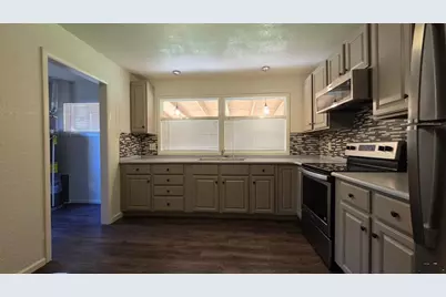 26 Caledonia Rd, Pueblo, CO 81001 - Photo 5