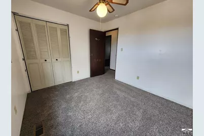 19 Hampton Ct, Pueblo, CO 81001 - Photo 11