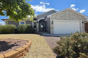 2224 Crestwood Ln, Pueblo, CO 81008 - Photo 1