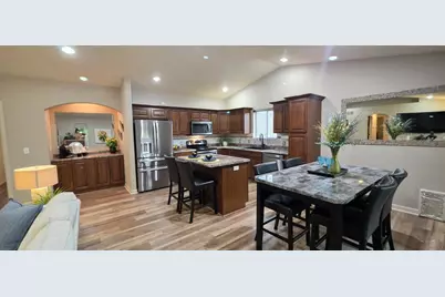 2224 Crestwood Ln, Pueblo, CO 81008 - Photo 17