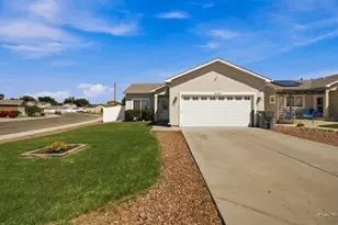 2101 O'Neal Cir, Pueblo, CO 81004 - Photo 1