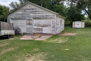 904 Washington Ave, Rocky Ford, CO 81067 - Photo 17