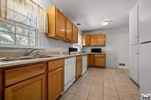 601 W Pitkin Ave, Pueblo, CO 81004 - Photo 9