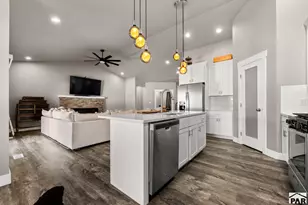809 E Cabaret Dr, Pueblo West, CO 81007 - Photo 13