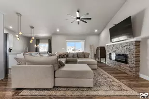 809 E Cabaret Dr, Pueblo West, CO 81007 - Photo 9