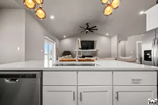 809 E Cabaret Dr, Pueblo West, CO 81007 - Photo 15