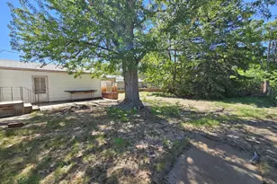 28 Mayhew Dr, Lamar, CO 81052 - Photo 41