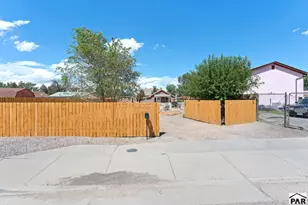 1127 E 3rd St, Pueblo, CO 81001 - Photo 35