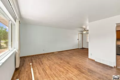 540 Starlite Dr, Pueblo, CO 81005 - Photo 3