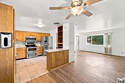 540 Starlite Dr, Pueblo, CO 81005 - Photo 5