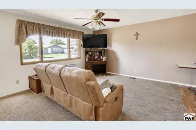 3501 White Pine Court, Pueblo, CO 81005 - Photo 7