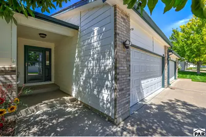 1621 Horseshoe Place, Pueblo, CO 81001 - Photo 3