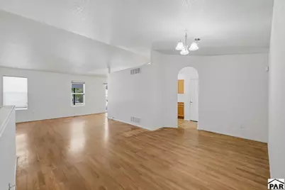1621 Horseshoe Place, Pueblo, CO 81001 - Photo 9