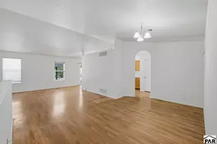 1621 Horseshoe Pl, Pueblo, CO 81001 - Photo 9