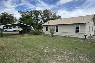 304 Garfield Ave, Las Animas, CO 81054 - Photo 3