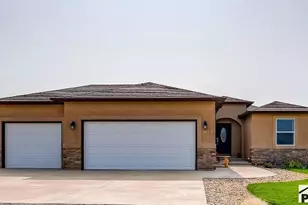1652 W Hermosa Dr, Pueblo, CO 81007 - Photo 1