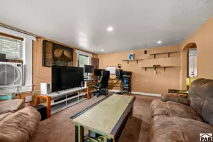 2129 E 9th St, Pueblo, CO 81001 - Photo 5