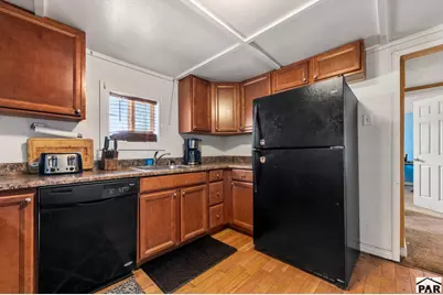 2129 E 9th St, Pueblo, CO 81001 - Photo 9