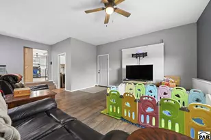 191 N Bumgardner Dr, Pueblo West, CO 81007 - Photo 21