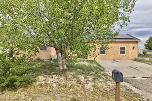 191 N Bumgardner Dr, Pueblo West, CO 81007 - Photo 3
