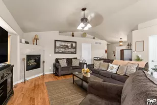 5153 Crested Hill, Pueblo, CO 81008 - Photo 7